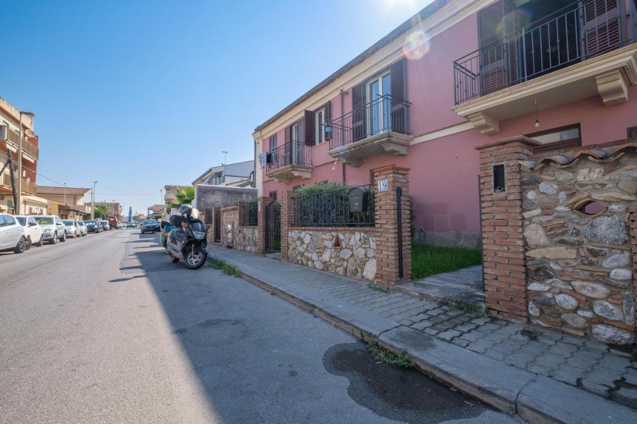 Villa Casa Vacanza Josephine à Barcellona-Pozzo di Gotto Extérieur photo